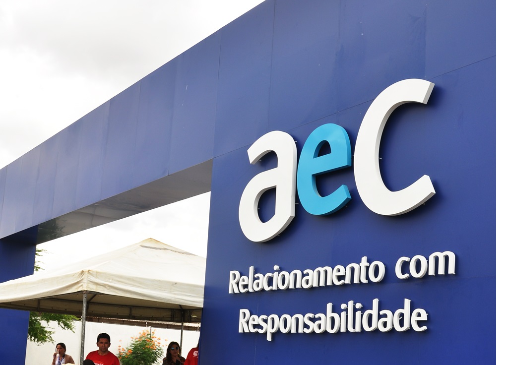 Trabalhadores da AeC decidem entrar em greve – SINTTEL/RN